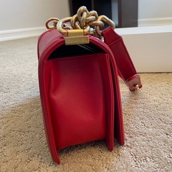 Chanel Boy bag medium size - Picture 6 of 11